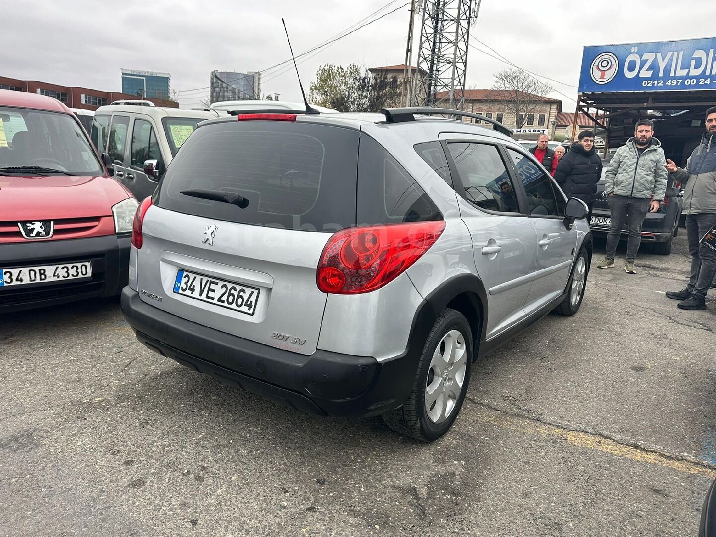 Sahibinden Peugeot 207 1.6 HDi Outdoor 2009 Model İstanbul 216.000 km Gri (Gümüş) 7