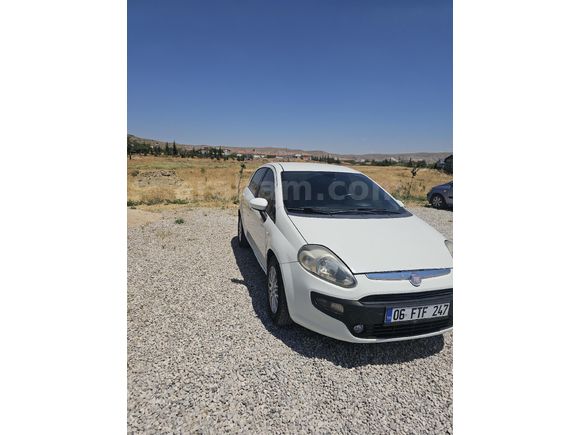 Sahibinden Fiat Punto EVO 1.4 Dynamic 2011 Model