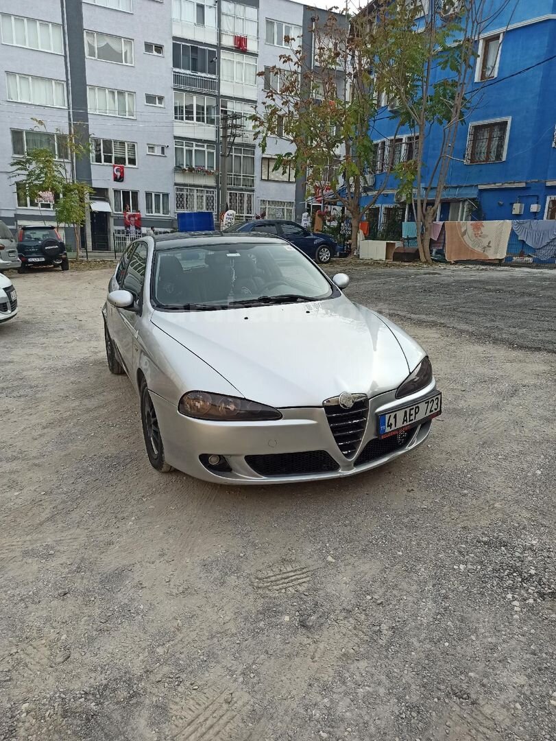 Sahibinden Alfa Romeo 147 1.6 TS Black Line 2005 Model Bursa 225.000 km Gri 6