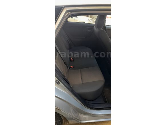 Sahibinden Toyota Auris 1.4 D-4D Advance Skypack 2013 Model 