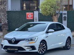 2024 ÇIKIŞLI İLK SAHİBİNDEN /GARANTİSİ DEVAM EDİYOR SERVİS BKMLI