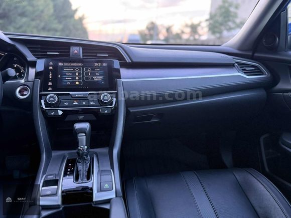 2017 CİVİC EXECUTİVE 93 BİN KM LANSMAN RENK+ KEYLESS+ISITMA FULL