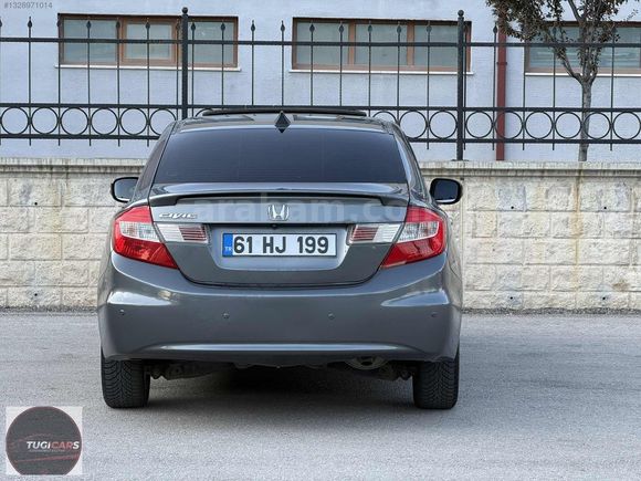 2013 MODEL HATASIZ TRAMERSİZ ELEGANCE HONDA CİVİC