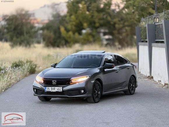 ADEN GALERİ'DEN HATASIZ CİVİC