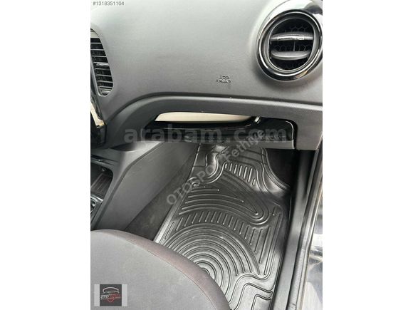 Çeki Demirli 2013 Renault Captur 1.5 Dizel Experli /Karta Taksit