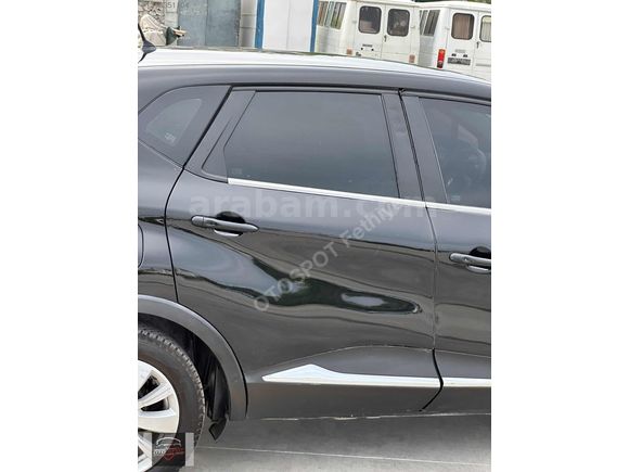 Çeki Demirli 2013 Renault Captur 1.5 Dizel Experli /Karta Taksit