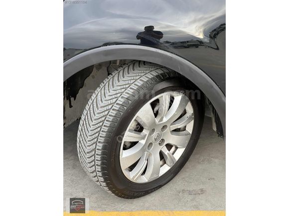Çeki Demirli 2013 Renault Captur 1.5 Dizel Experli /Karta Taksit