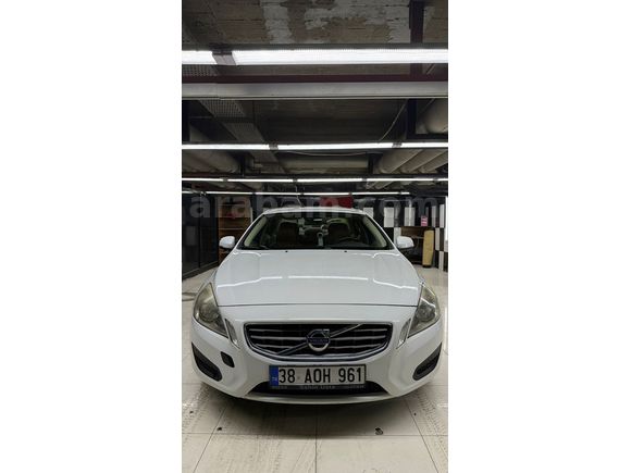 Sahibinden Volvo S60 1.6 T4  2011 Model 
