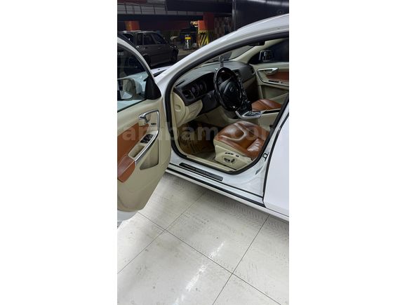 Sahibinden Volvo S60 1.6 T4  2011 Model 