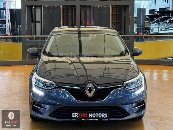 450 BİN PEŞİNAT İLE 2023 MODE RENAULT MEGANE 1.3 TCe Touch