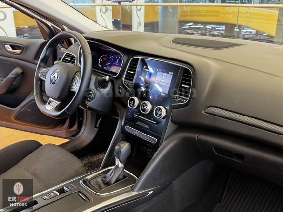 450 BİN PEŞİNAT İLE 2023 MODE RENAULT MEGANE 1.3 TCe Touch
