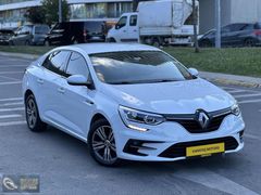 KARATAŞ MOTORS'TAN 2023 MEGANE 1.3 TCE TOUCH SERVİS BAKIMLI...