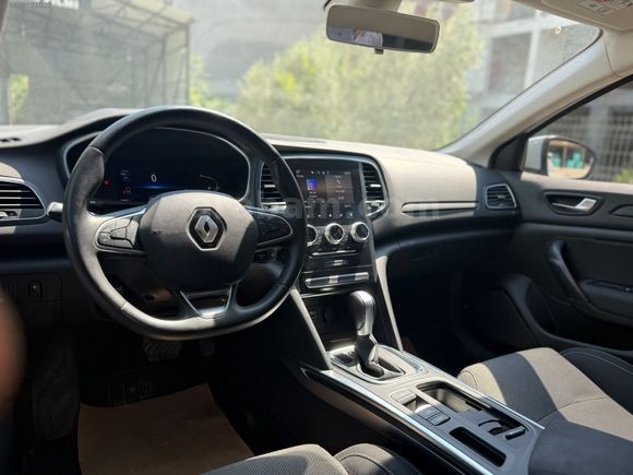 TAŞ AUTO dan megane