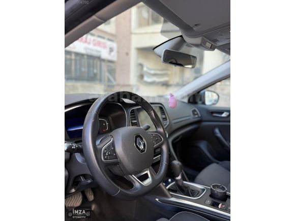 2024 MODEL RENAULT MEGANE 1.3 TCE TOUCH BOYASIZ 53.000 KMDE