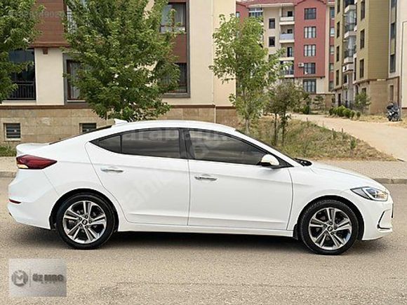 ÖZ MRC AUTO 'DAN 2016 OTOMATİK HATASIZ ELENTRA..