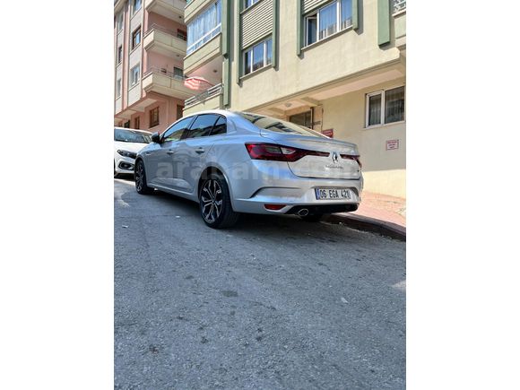 Sahibinden Renault Megane 1.5 dCi Icon 2017 Model