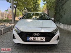 57.000 KM'DE 2023 HYUNDAİ İ-20 1.4 MPI 100 PS OTOMATİK