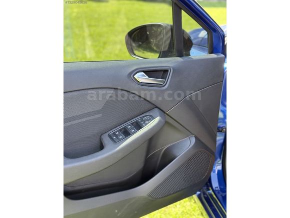2024 CLİO 1.6 E Tech Techno Espirit Alpine 10.000 KM de