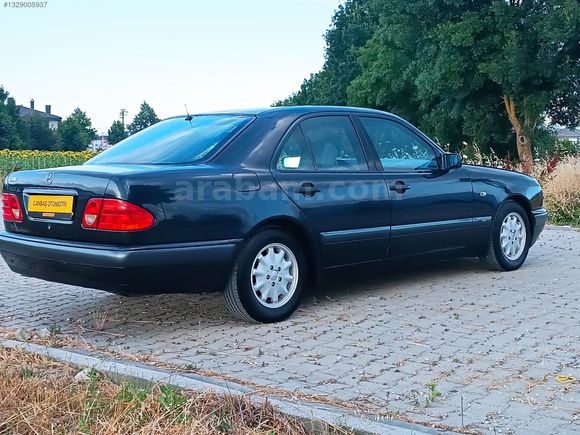 MERCEDES E200 CLASSİC 1998 MODEL 142000 KM OTOMATİK VİTES