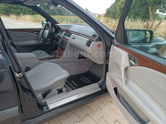 MERCEDES E200 CLASSİC 1998 MODEL 142000 KM OTOMATİK VİTES