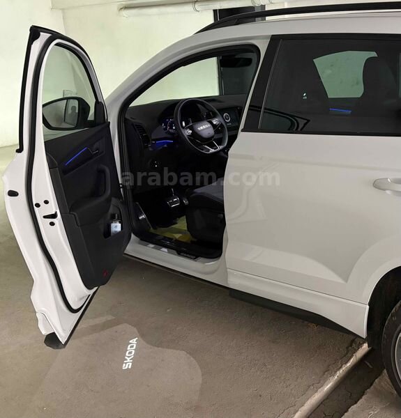 Sahibinden Skoda Karoq 1.5 TSI Sportline 2025 Model 4