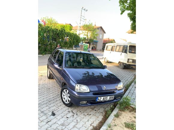 Sahibinden Renault Clio 1.4 RT 1996 Model