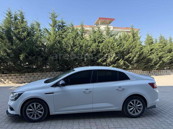 Sahibinden Renault Megane 1.5 Blue DCI Touch 2020 Model 