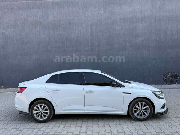 Sahibinden Renault Megane 1.5 Blue DCI Touch 2020 Model 