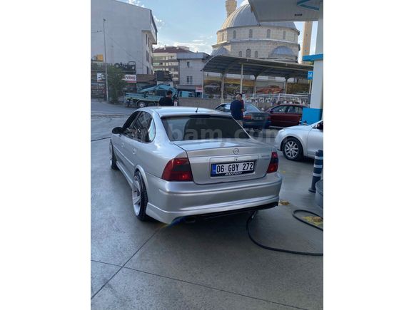 Sahibinden Opel Vectra 2.0 CDX 2001 Model degisensiz 