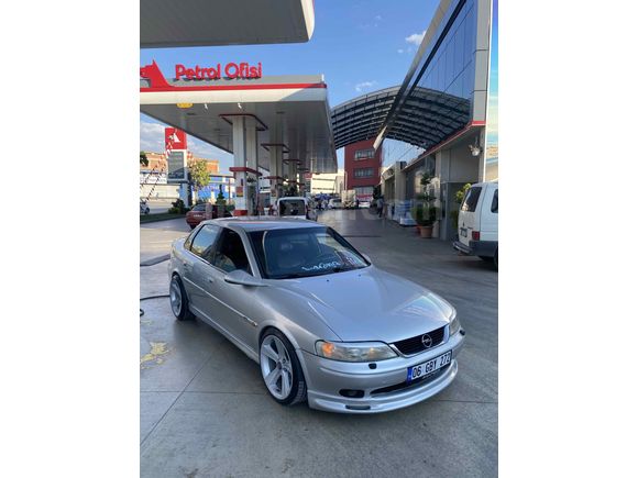 Sahibinden Opel Vectra 2.0 CDX 2001 Model degisensiz 