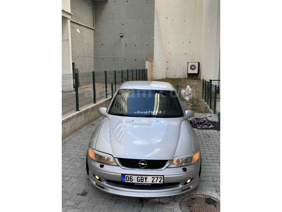 Sahibinden Opel Vectra 2.0 CDX 2001 Model degisensiz 