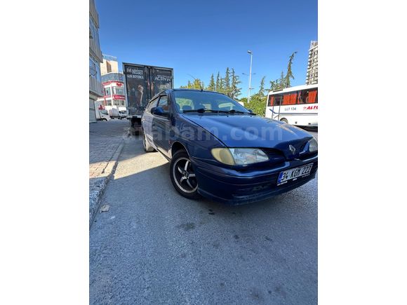 Sahibinden Renault Megane 2.0 RXE 1998 Model