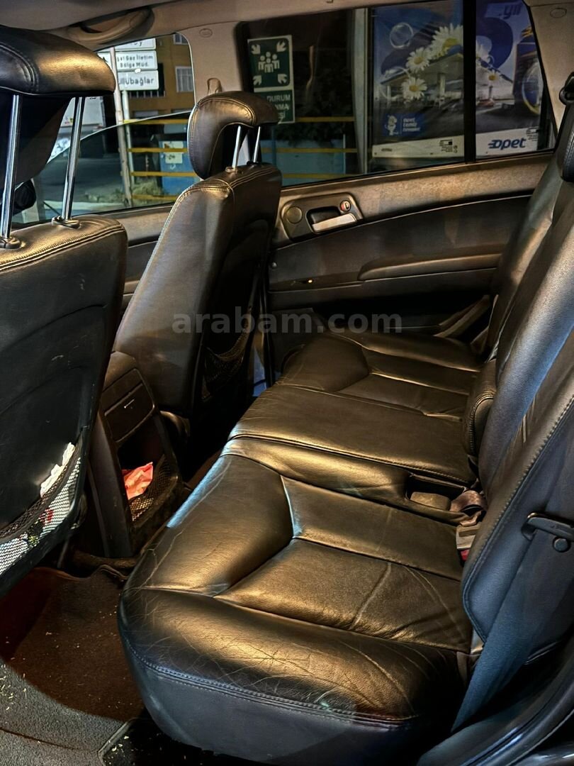 Sahibinden KGM SsangYong Kyron 2.0 L XDI Limited 4x4 2010 Model İstanbul 219.000 km Siyah 6