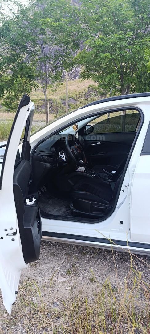 Sahibinden Fiat Egea Cross 1.4 Fire Urban 2024 Model 3