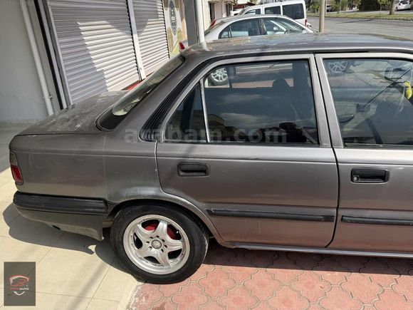 ERZİN AUTO'DAN 1990 MODEL TOYOTA COROLLA BAKIMLI