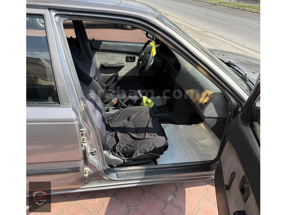 ERZİN AUTO'DAN 1990 MODEL TOYOTA COROLLA BAKIMLI