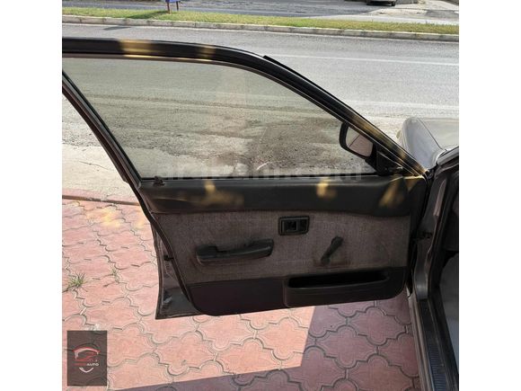 ERZİN AUTO'DAN 1990 MODEL TOYOTA COROLLA BAKIMLI