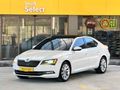 SKODA SÜPER B PRESTİJ CAM TAVAN