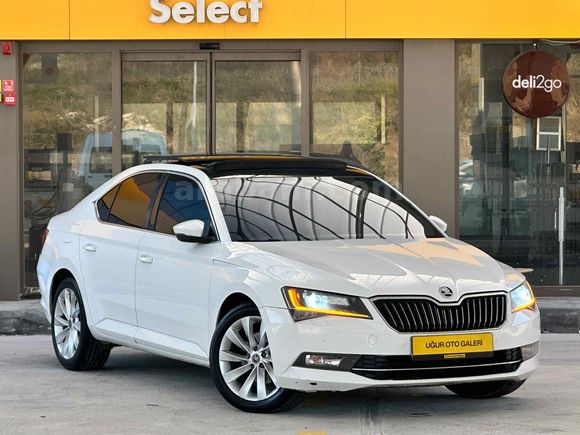 SKODA SÜPER B PRESTİJ CAM TAVAN