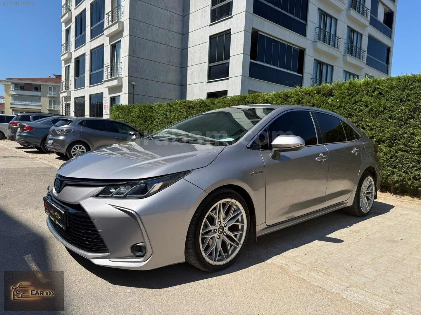 Galeriden Toyota Corolla 1.8 Hybrid Flame X-Pack 2020 Model Bursa 155.000 km Gri 3