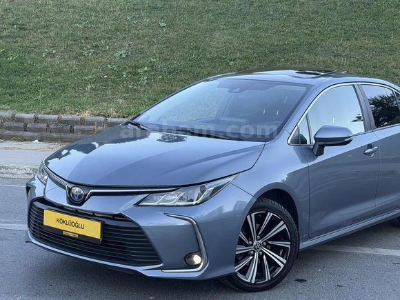 *KÖKLÜOGLU* 2022 MDL TOYATA COROLLA 1.8 hybrid FLame X-Pack
