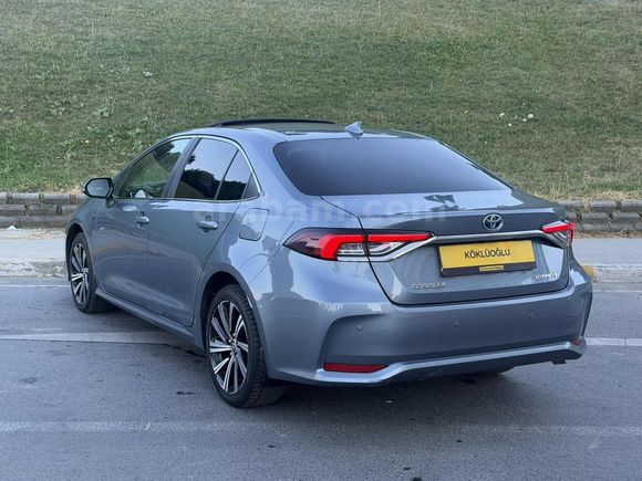 *KÖKLÜOGLU* 2022 MDL TOYATA COROLLA 1.8 hybrid FLame X-Pack