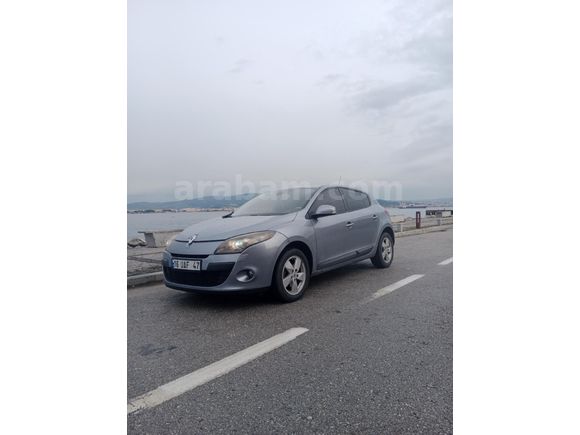 Sahibinden Renault Megane 1.5 dCi Privilege 2010 Model