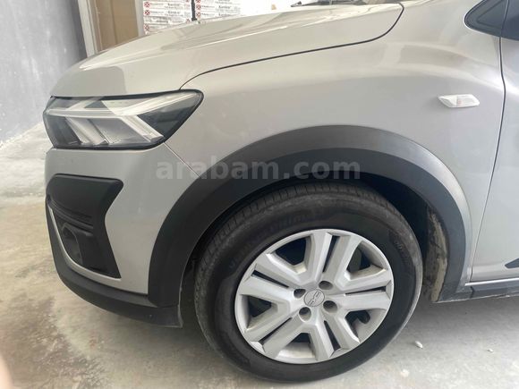 Otomatik Dacia Sandero Stepway 1.0 Tce Expression 2023 Model 