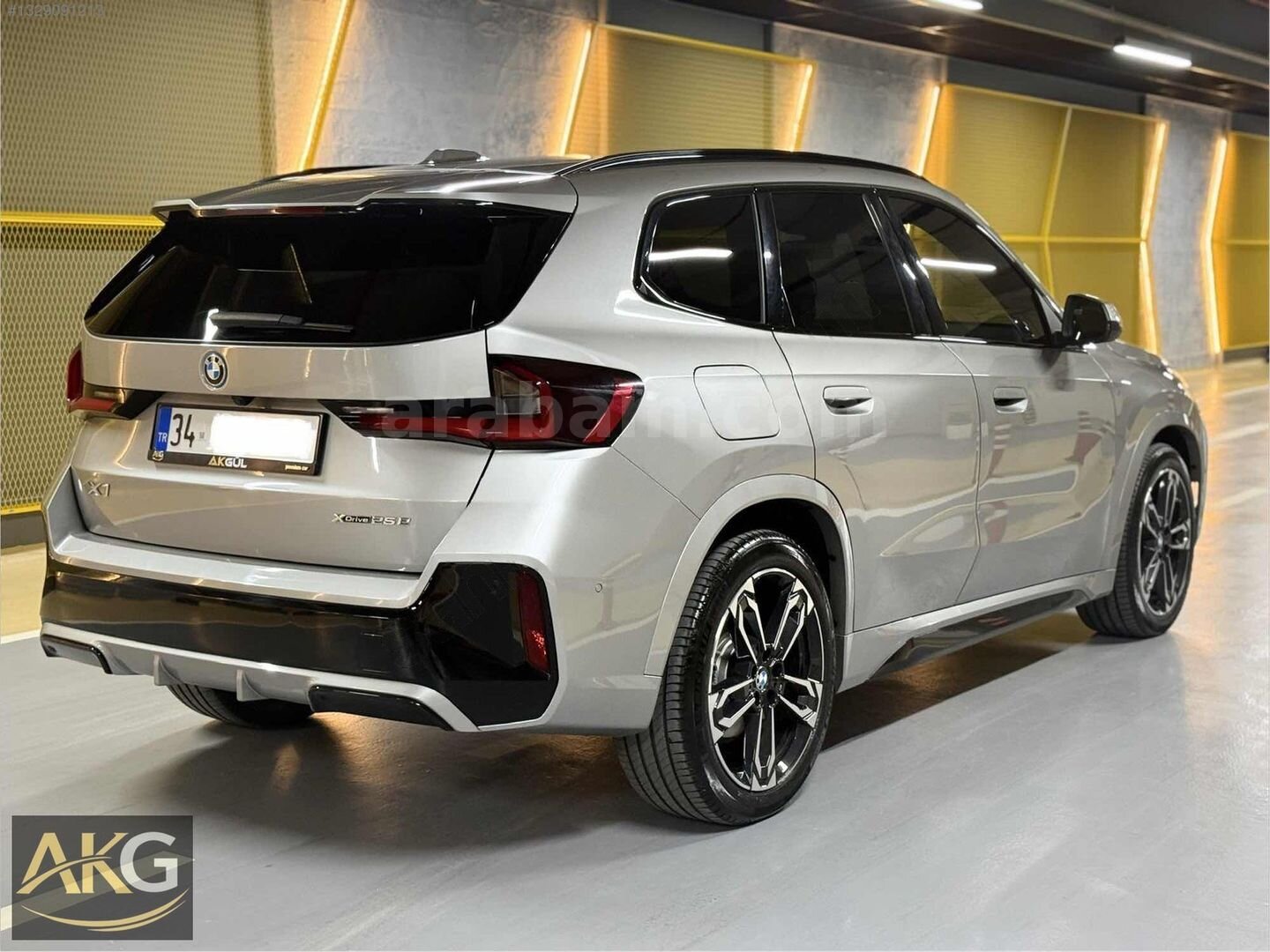 2025 BMW X1 xDrive25e M SPORT HATASIZ BOYASIZ TRAMERSİZ 3