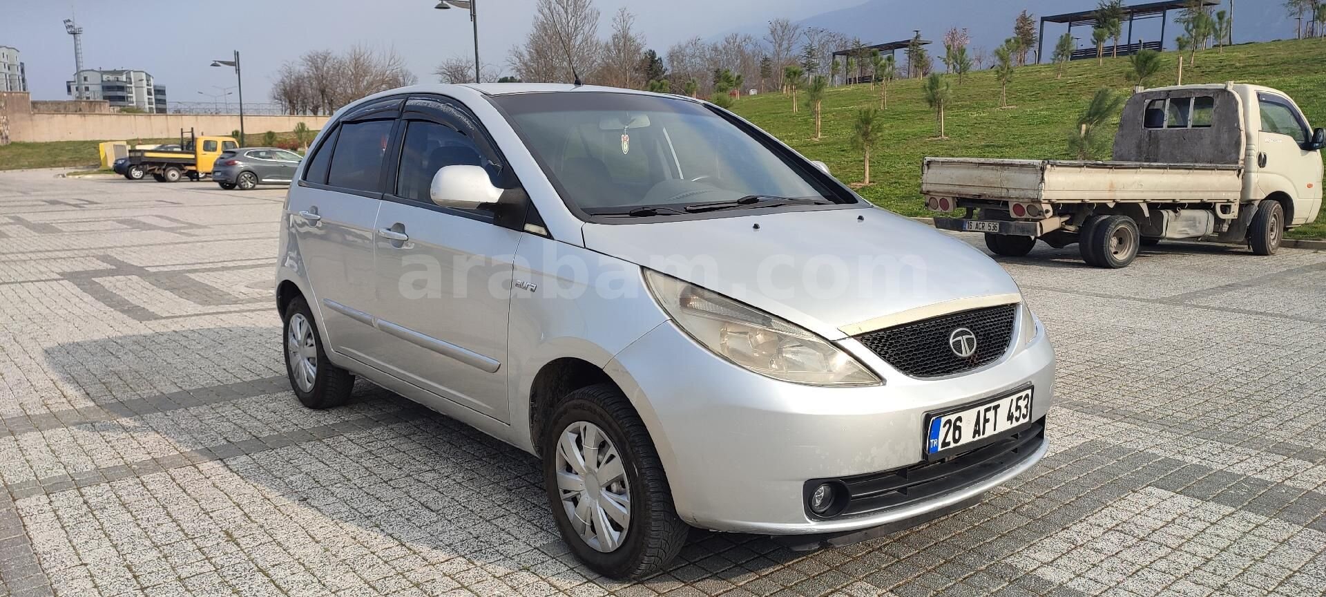 Sahibinden Tata Vista 1.3 TDI Quadrojet Aura 2011 Model Bursa 267.000 km Gri 2