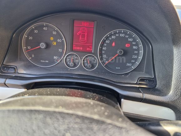 Memurdan Volkswagen Jetta 1.6 Midline 2009 Model 