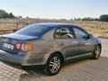 Memurdan Volkswagen Jetta 1.6 Midline 2009 Model 