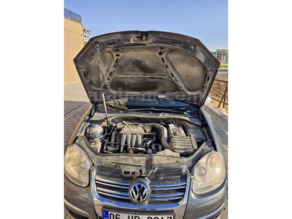 Memurdan Volkswagen Jetta 1.6 Midline 2009 Model 