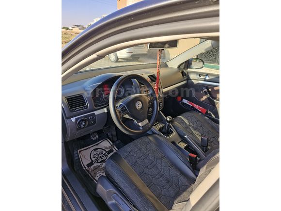 Memurdan Volkswagen Jetta 1.6 Midline 2009 Model 